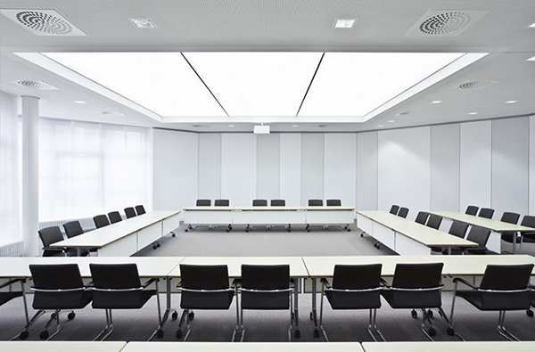 方形办公会议室装修布局