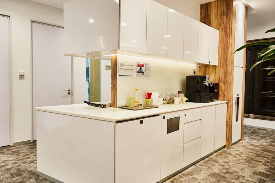 公司办公室开放式茶水间装修效果图